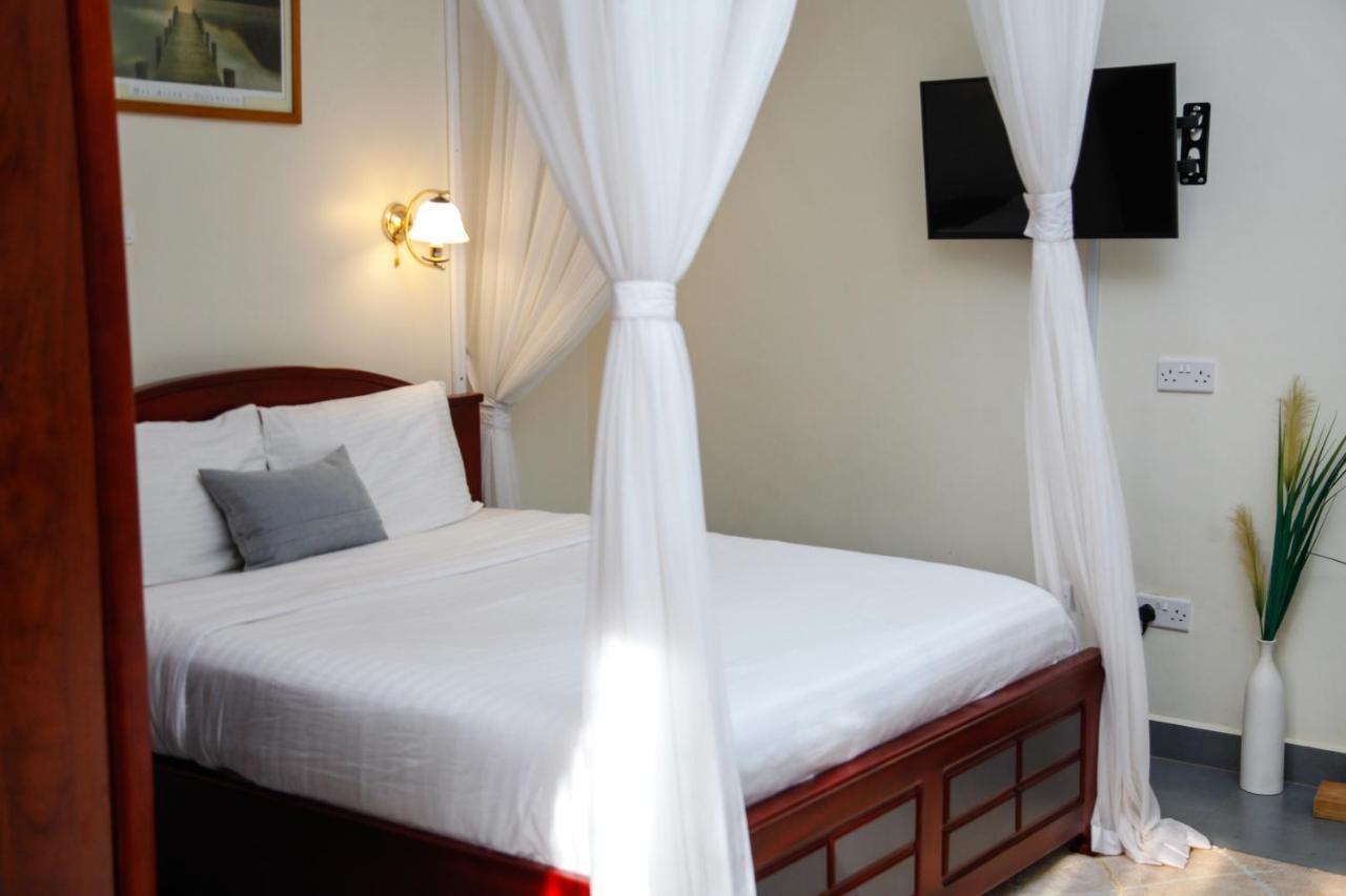 Fred And Winnie Bnb Кампала Екстериор снимка